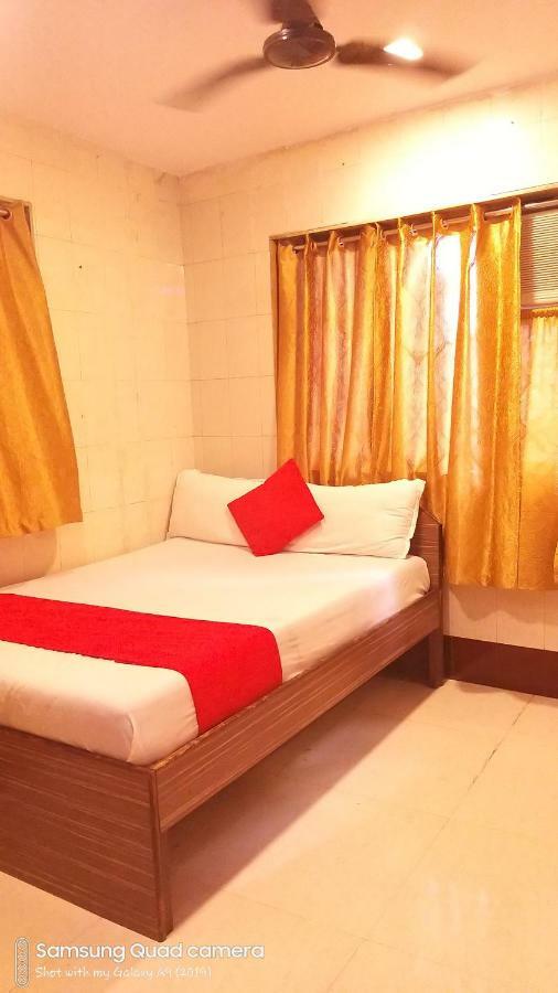 Hotel Saim Palace Bombay Esterno foto